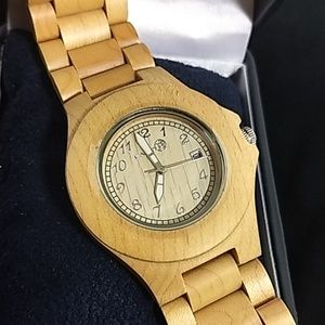 EARTH Men's Wristwatch
